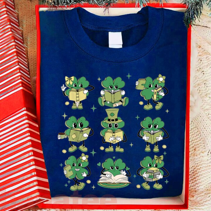 Cute Shamrock Reading Book Lover