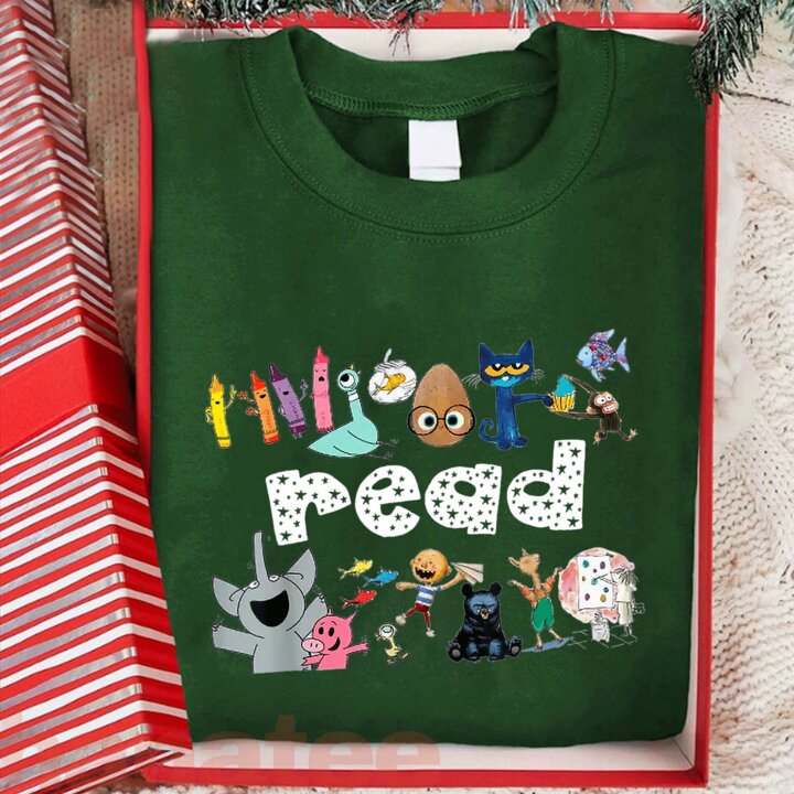 Animals Reading Book 