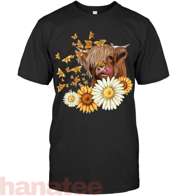 Highland Cow With Sunflower Daisies